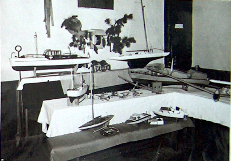 ZO svazarmu - 1978- lodní modeláři